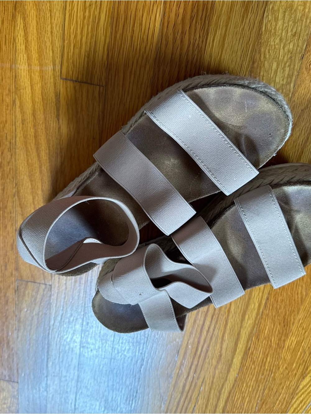 Elastic Strap Sandals in Taupe